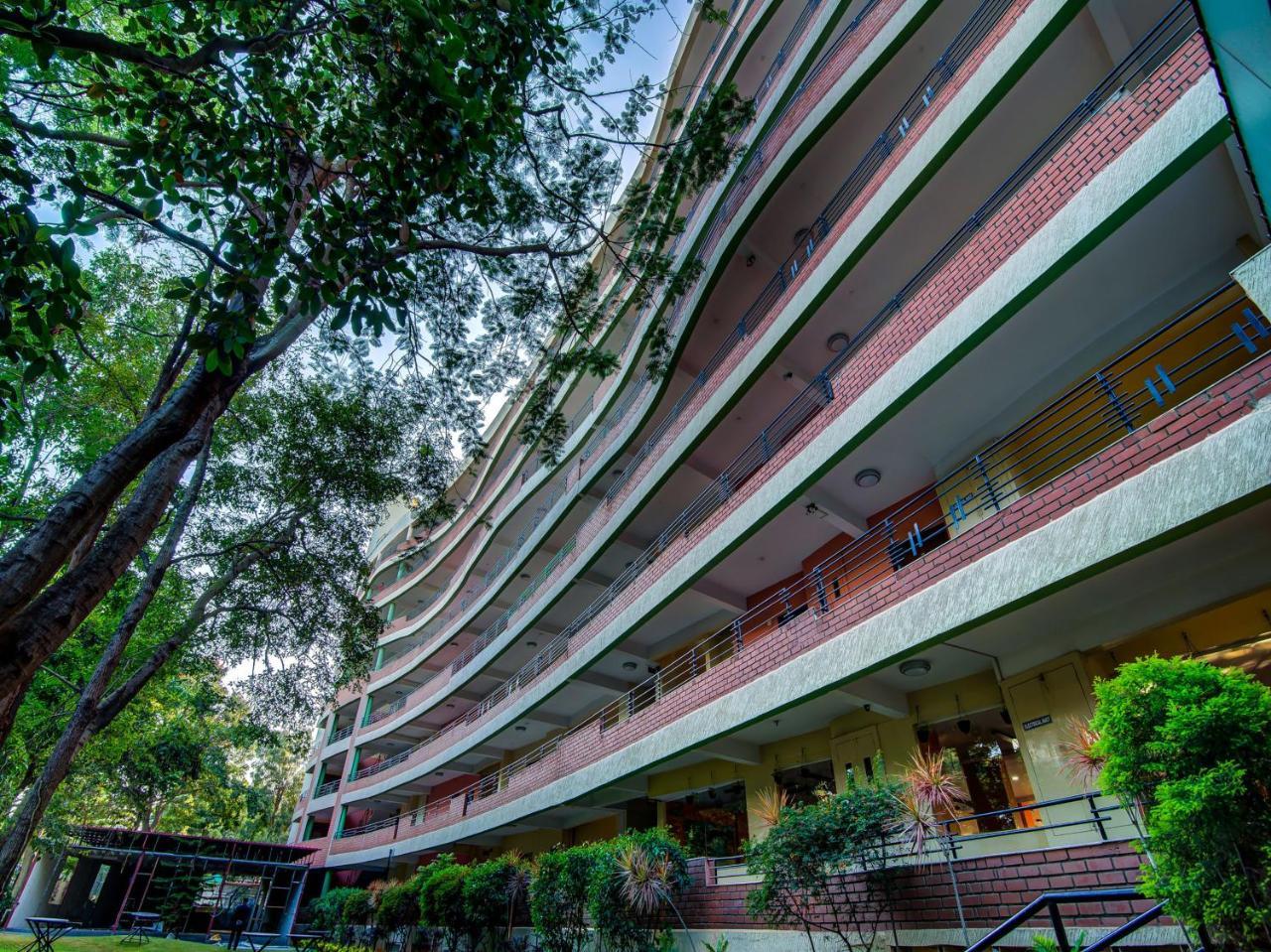 Gardeenia Comfortes Suites-Fully Vaccinated Staff Bangalore Extérieur photo